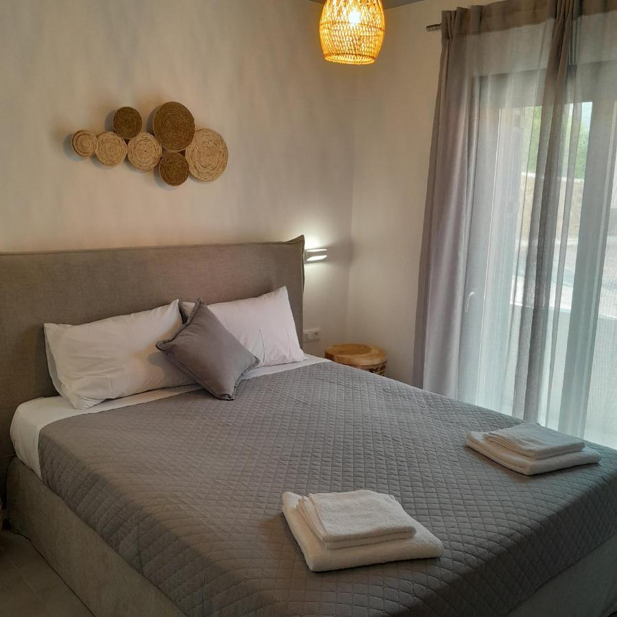 Appartamento Brand New Flat Near De Bosset Bridge, Argostoli Esterno foto