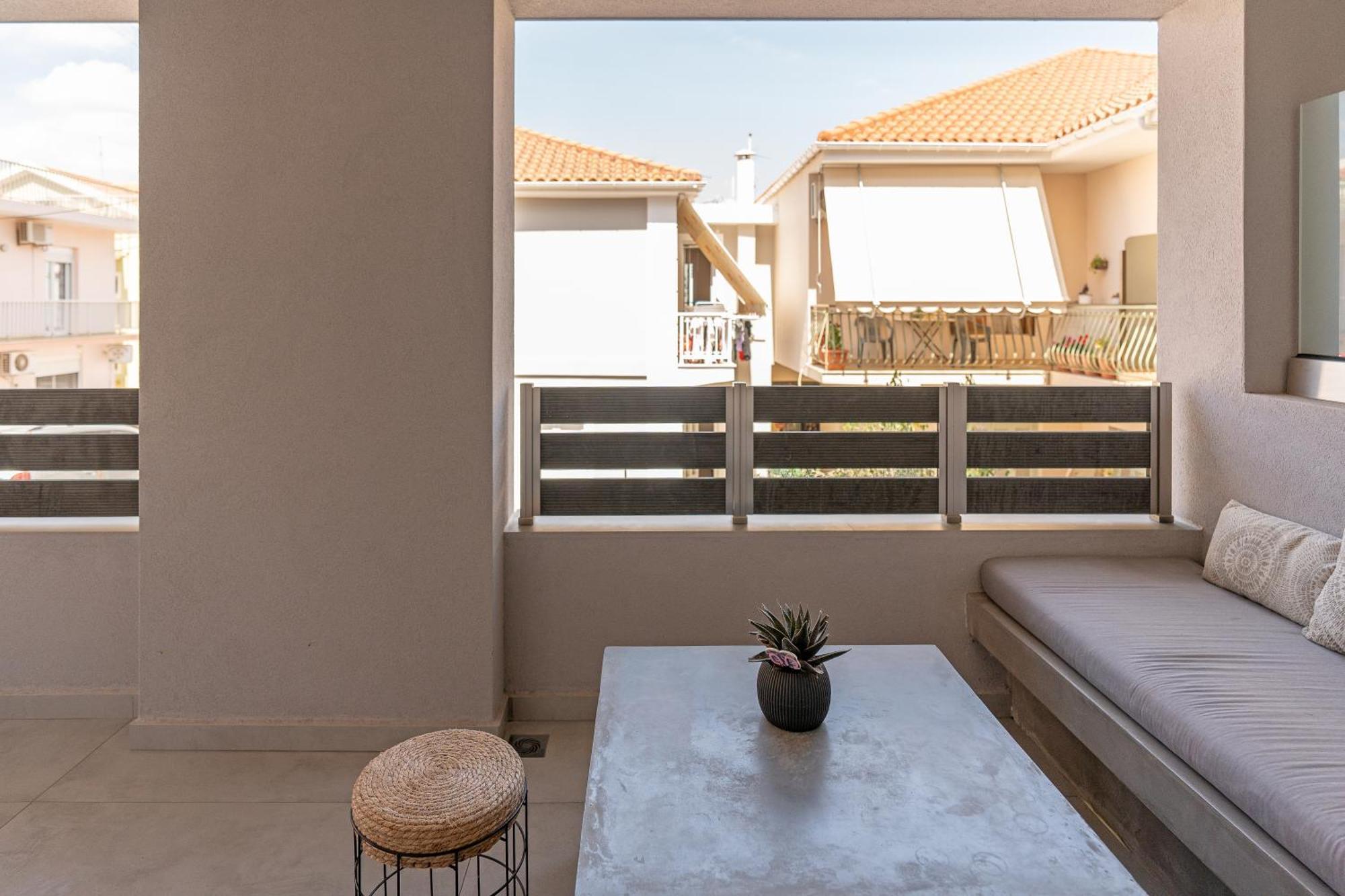 Appartamento Brand New Flat Near De Bosset Bridge, Argostoli Esterno foto